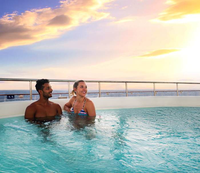 Royal Caribbean International, Navigator of the Seas, Hot tub, NMorley.jpg